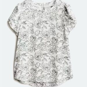 41 Hawthron Lakynn Lattice Detail Button back blouse